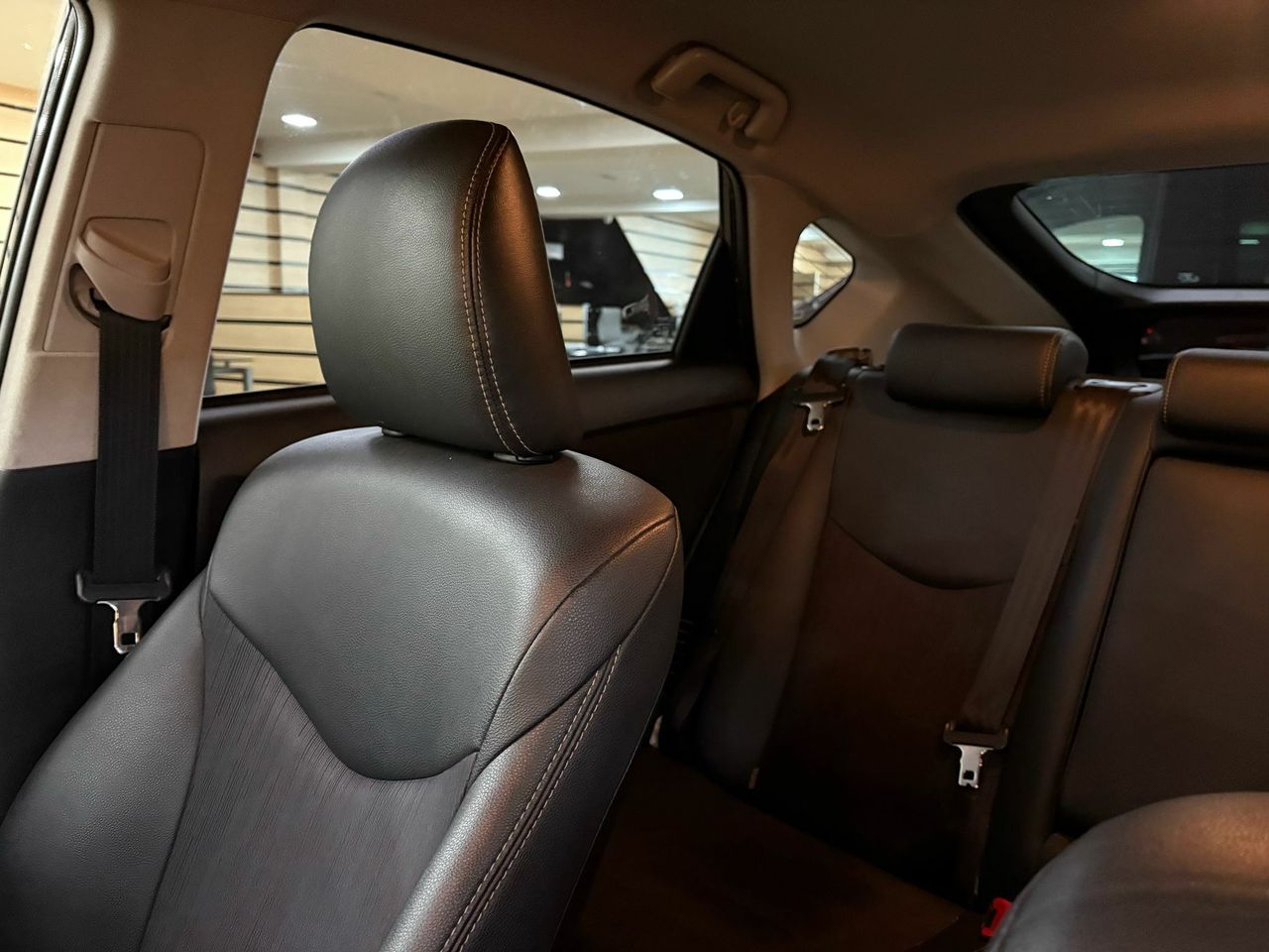 Toyota Prius HYBRID SYNERGY DRIVE 1.8  BATERIAS NUEVAS - Foto 2
