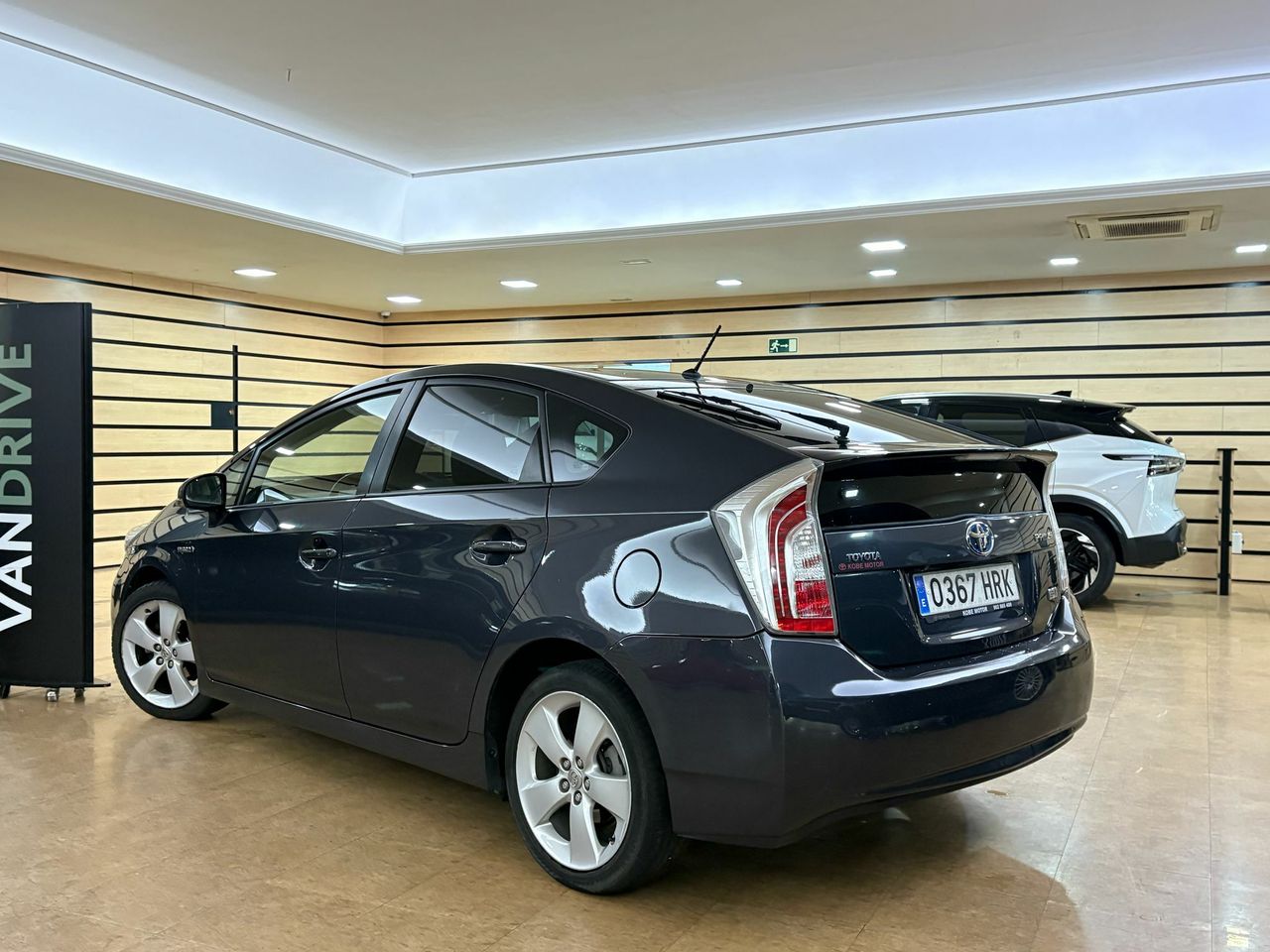 Toyota Prius HYBRID SYNERGY DRIVE 1.8  BATERIAS NUEVAS - Foto 2