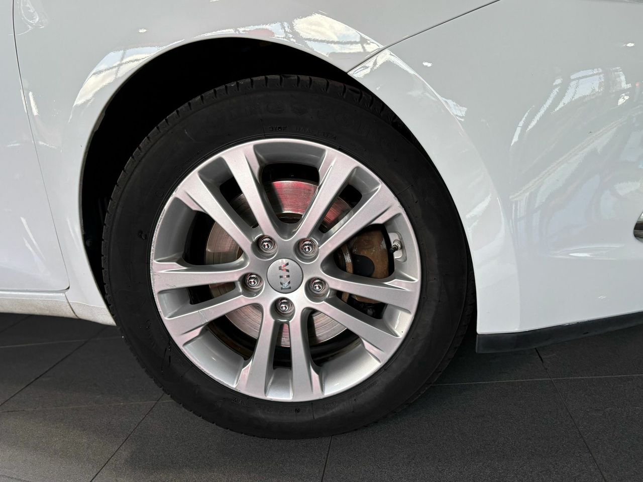 Kia Ceed 1.4 CVVT (100 CV), DRIVE - Foto 2