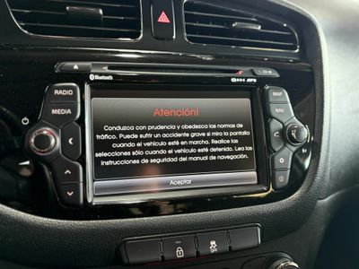 Kia Ceed 1.4 CVVT (100 CV), DRIVE