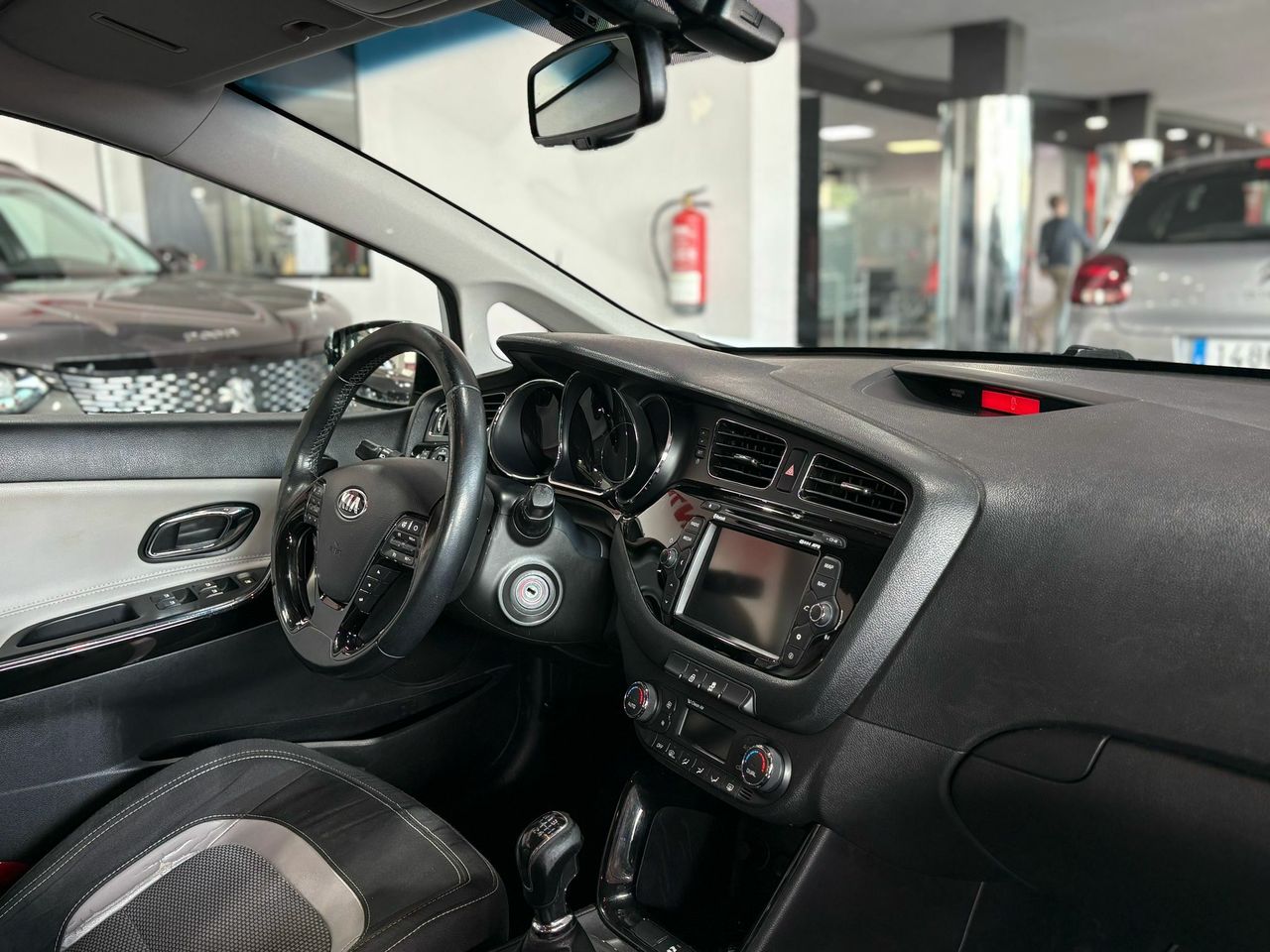 Kia Ceed 1.4 CVVT (100 CV), DRIVE - Foto 2
