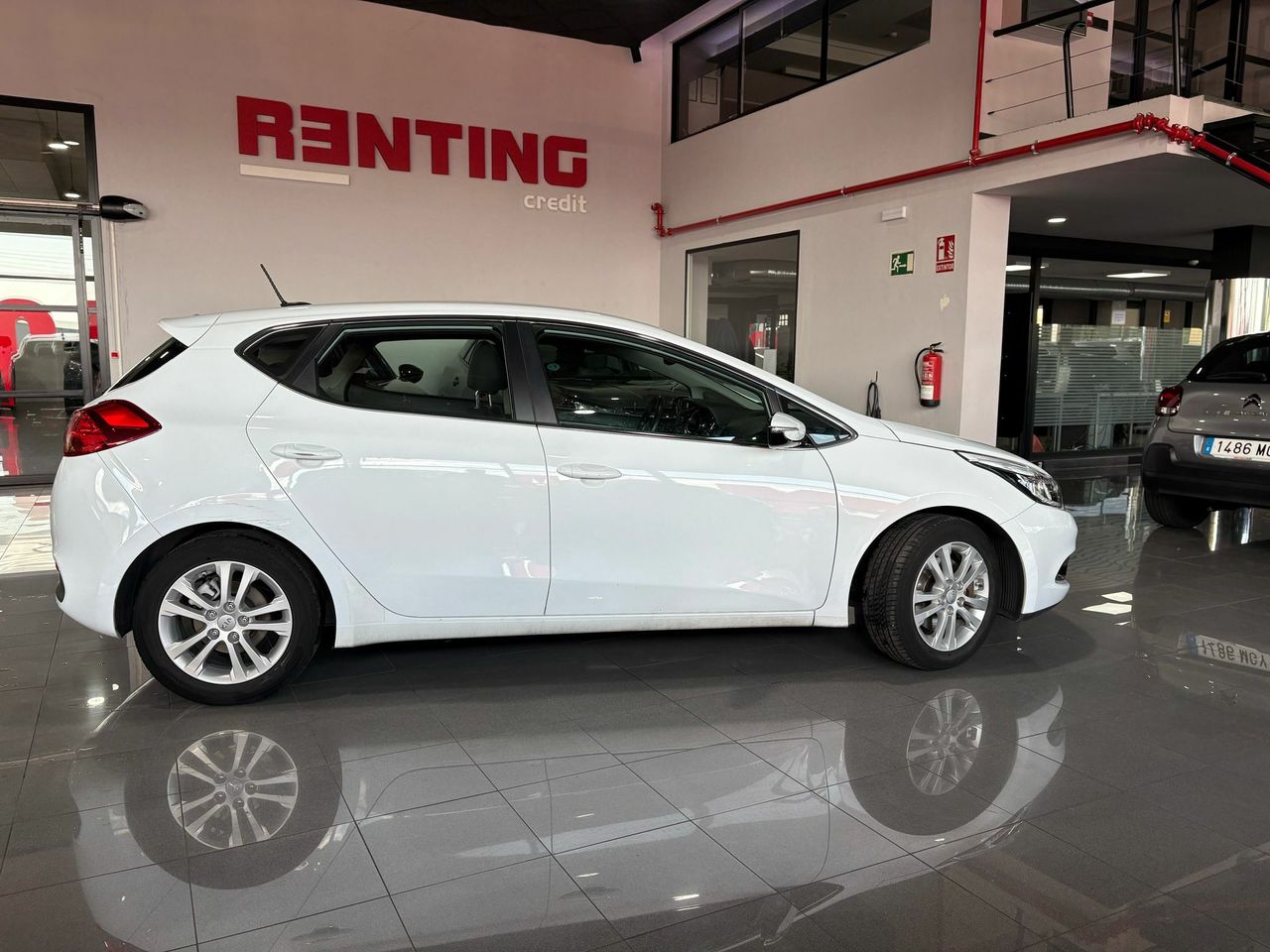 Kia Ceed 1.4 CVVT (100 CV), DRIVE - Foto 2