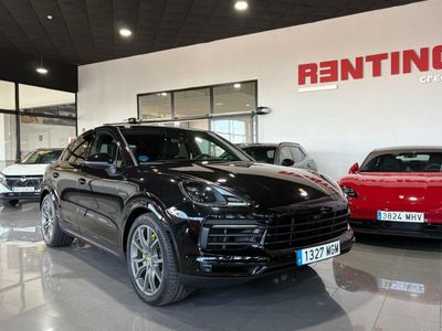 Porsche Cayenne Coupé E-Hybrid Platinum Edition  La edición Platinum añade un toque de exclusividad con detalles en platino satinado, llantas RS Spyder Design de 21 pulgadas y otros elementos de diseño específicos. 