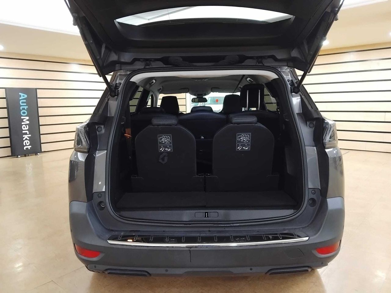 Peugeot 5008 1.5 BLUEHDI 96KW (130CV) S&S ALLURE GRIS PLATINIUM (METALIZADO)	TEP & TISSU 'COLYN' MISTRAL - Foto 2