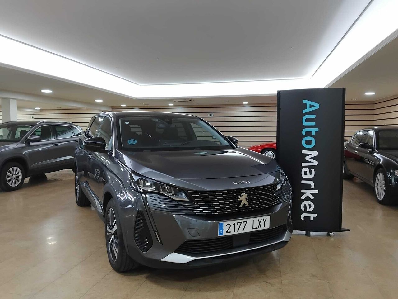 Peugeot 5008 1.5 BLUEHDI 96KW (130CV) S&S ALLURE GRIS PLATINIUM (METALIZADO)	TEP & TISSU 'COLYN' MISTRAL - Foto 2