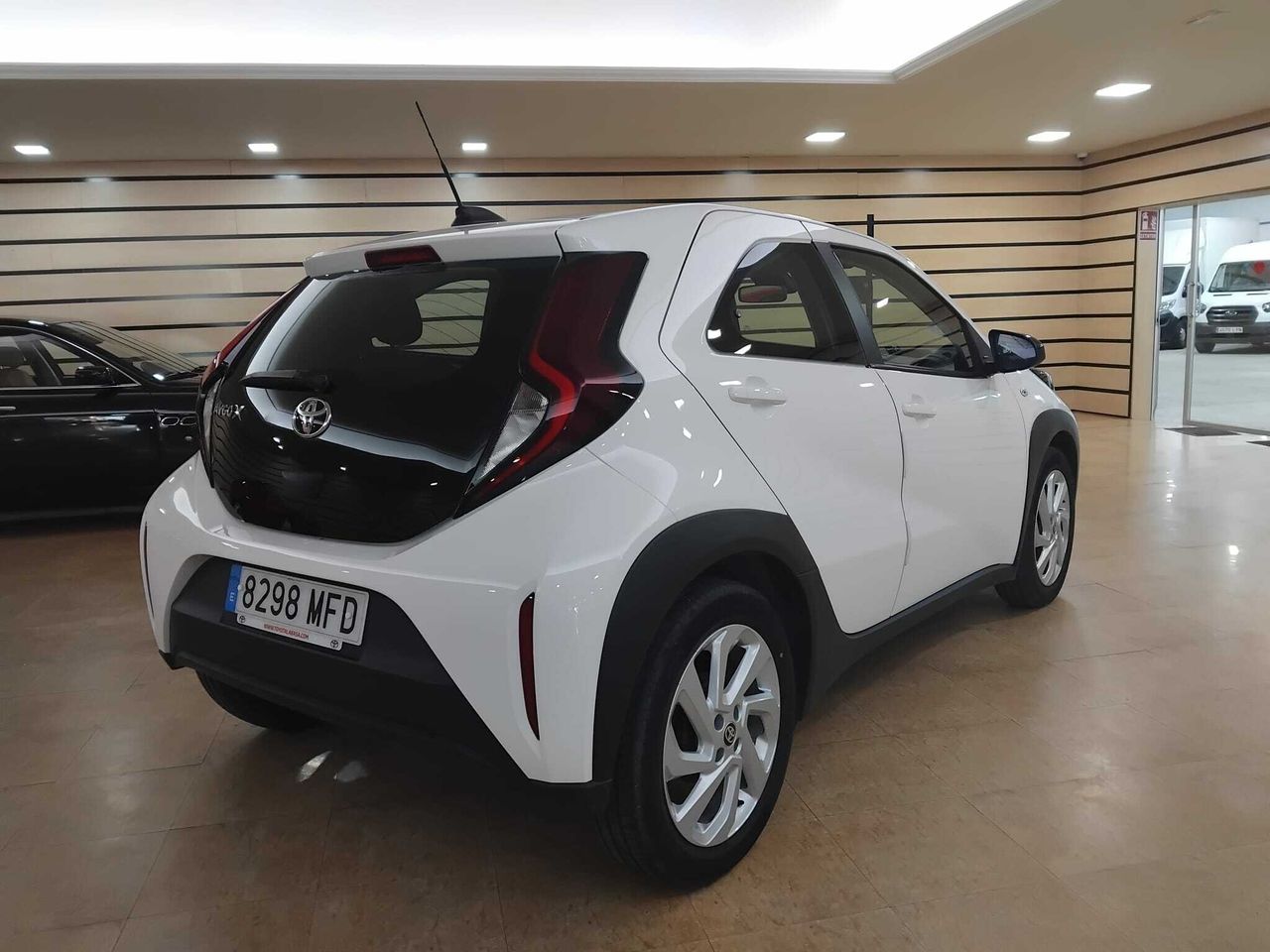 Toyota Aygo X Cross 1.0 vvt-i 72cv play - Foto 2