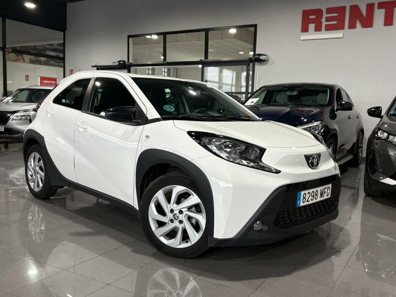 Toyota Aygo X Cross 1.0 vvt-i 72cv play - Foto 2