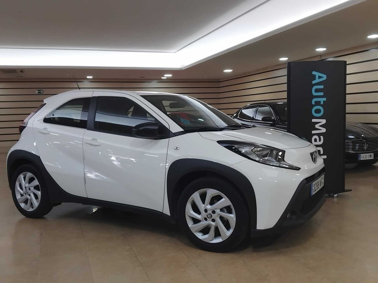 Toyota Aygo X Cross 1.0 vvt-i 72cv play - Foto 2