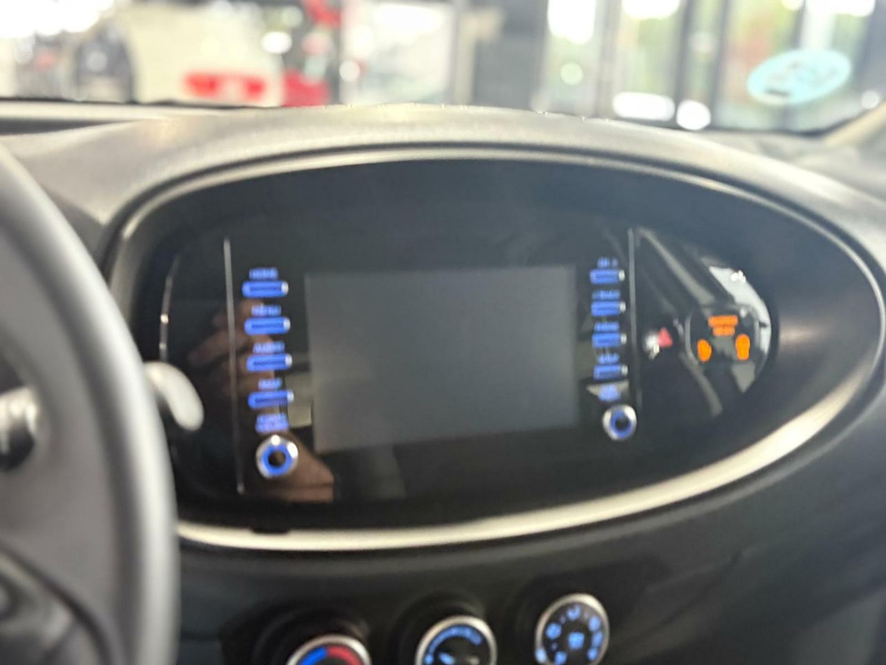 Toyota Aygo X Cross 1.0 vvt-i 72cv play - Foto 2