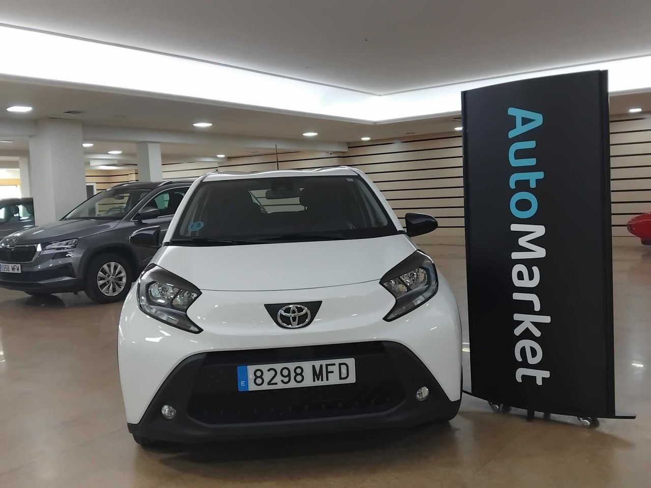 Toyota Aygo X Cross 1.0 vvt-i 72cv play - Foto 2