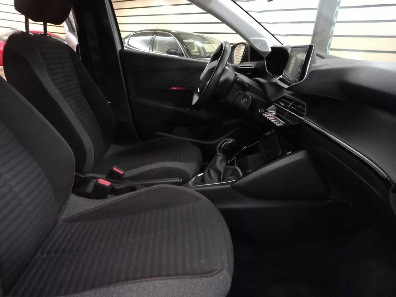 Peugeot 208 PureTech 55kW (75CV) Active Pack . PureTech 55kW (75CV) Active Pack . - Foto 2