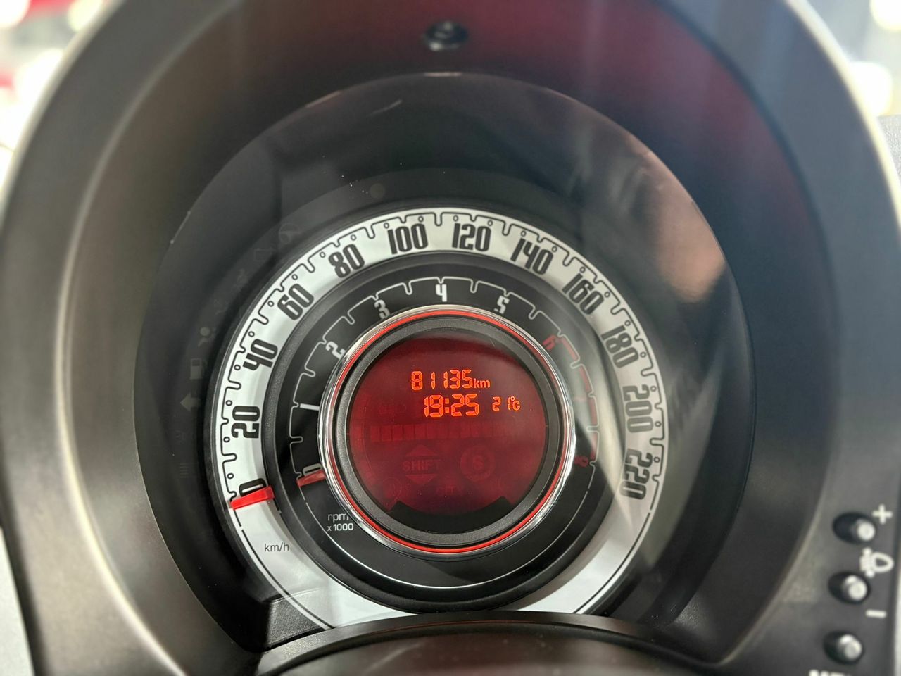 Fiat 500 1.4 16v 100 CV Sport 100CV - Foto 2