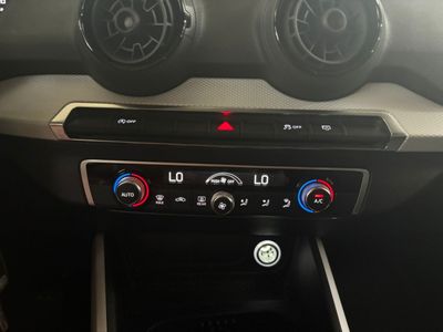 Audi Q2 Audi Q2 1.6 TDi  Automático