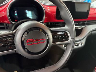 Fiat 500 RED HB 320KM 85KW (118CV) 320 KM AUTONOMIA