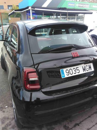 Fiat 500 RED HB 320KM 85KW (118CV) 380 KM AUTONOMIA