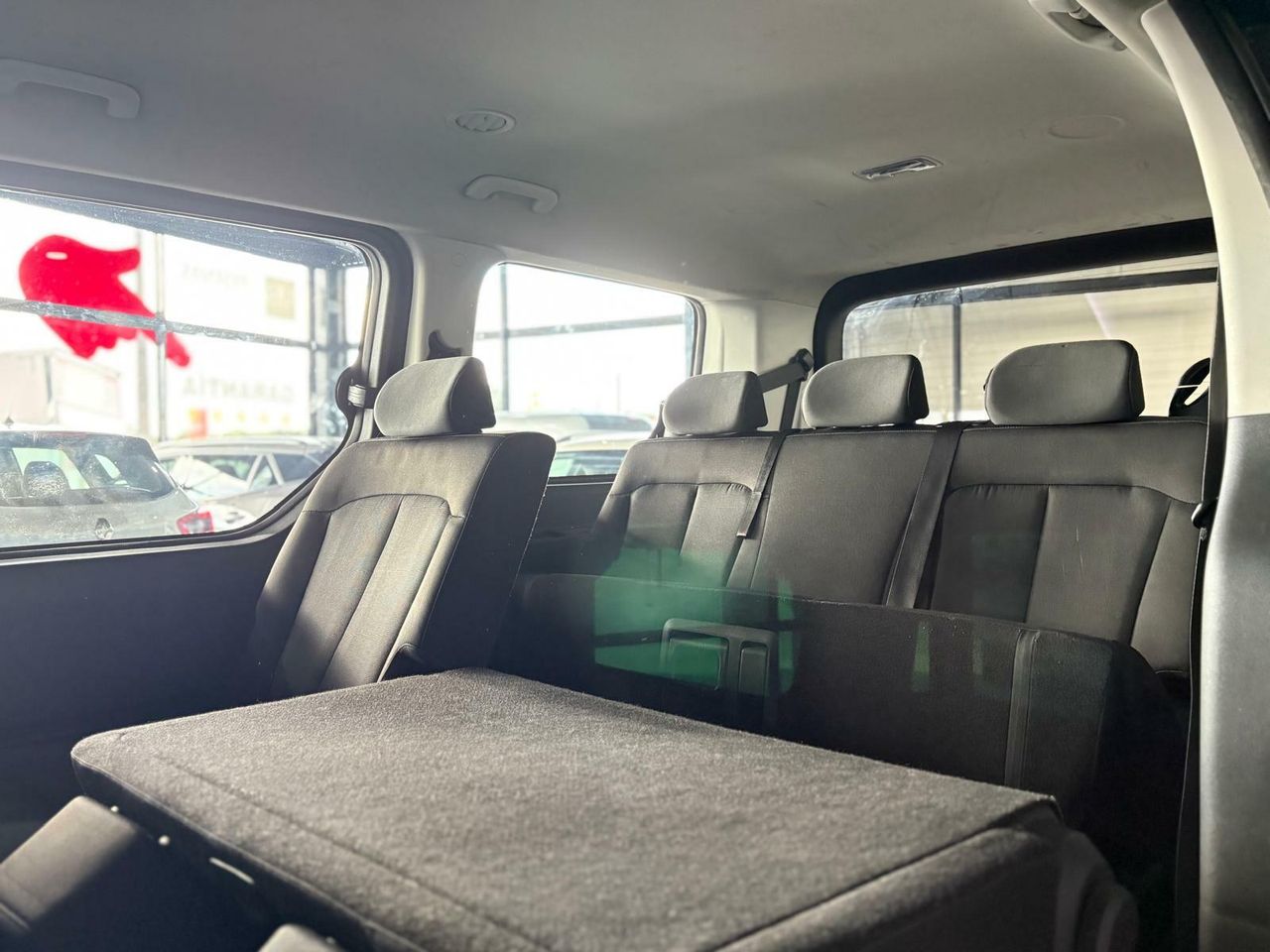 Hyundai Staria 2.2 CRDI Maxx 9S 9 PLAZAS - Foto 2
