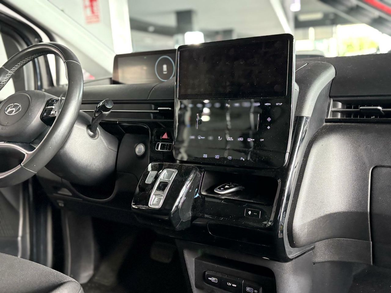 Hyundai Staria 2.2 CRDI Maxx 9S 9 PLAZAS - Foto 2