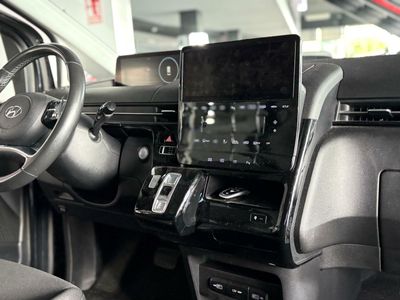 Hyundai Staria 2.2 CRDI Maxx 9S 9 PLAZAS