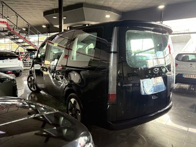 Hyundai Staria 2.2 CRDI Maxx 9S 9 PLAZAS