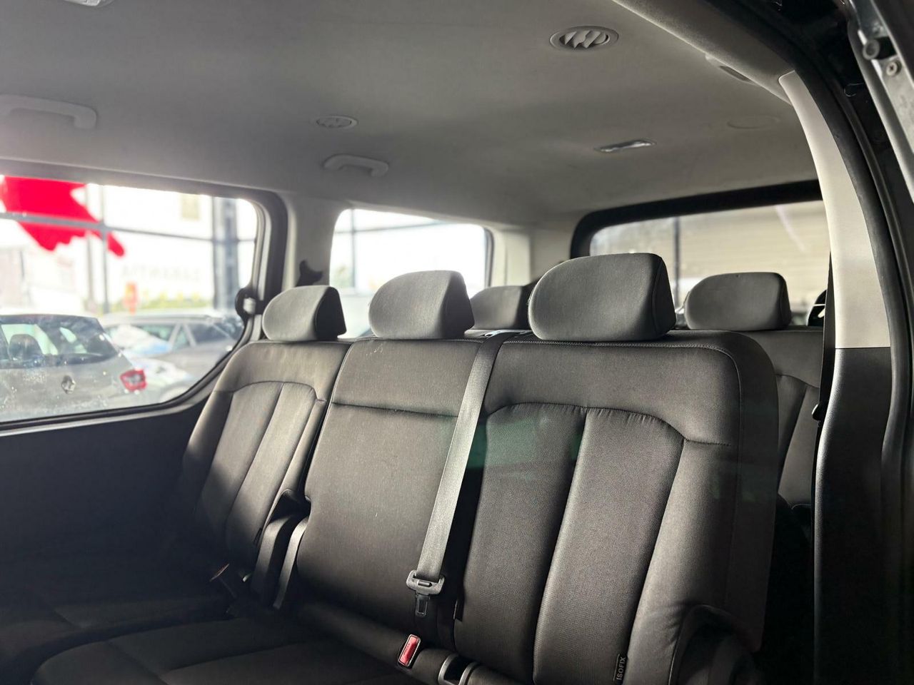Hyundai Staria 2.2 CRDI Maxx 9S 9 PLAZAS - Foto 2
