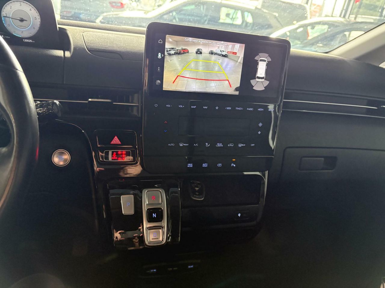 Hyundai Staria 2.2 CRDI Maxx 9S 9 PLAZAS - Foto 2