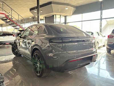 Porsche Macan 4 ELECTRIC 