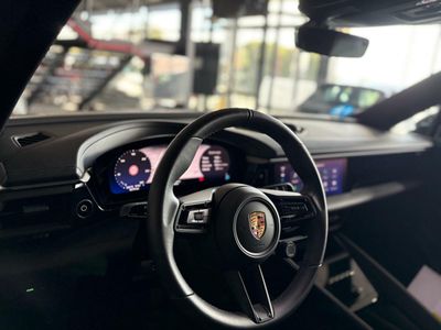 Porsche Macan 4 ELECTRIC 