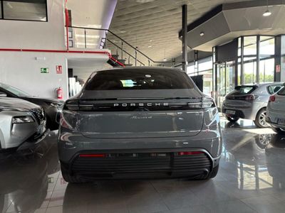 Porsche Macan 4 ELECTRIC 