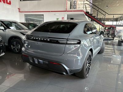 Porsche Macan 4 ELECTRIC 
