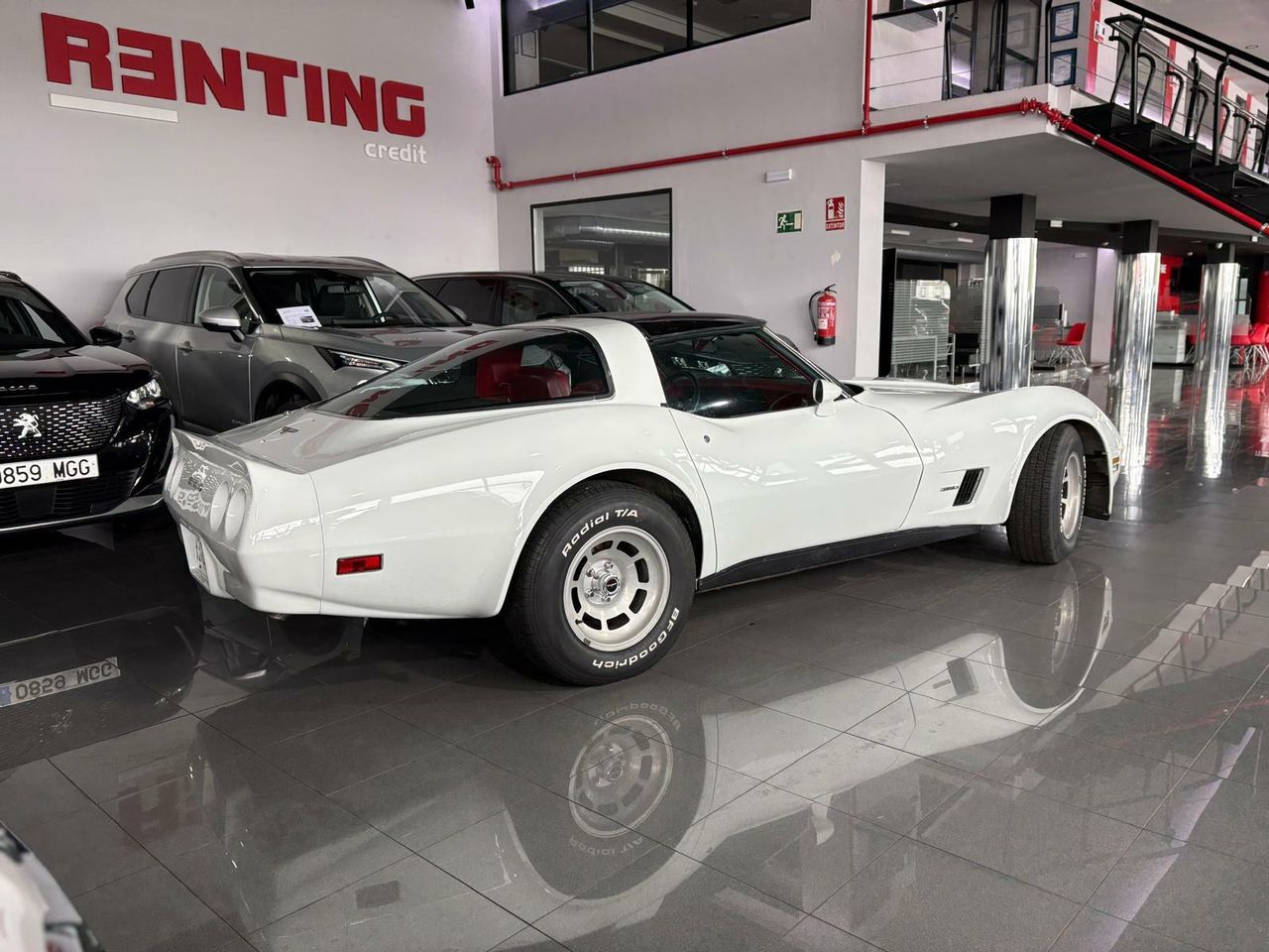 Chevrolet Corvette C3 STINGRAY AUT. - Foto 2