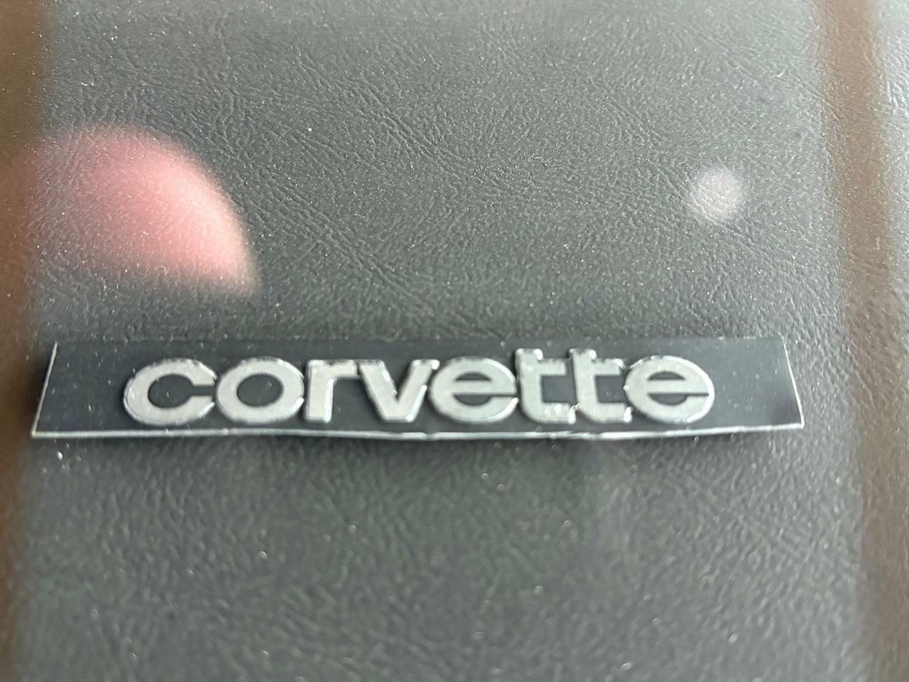 Chevrolet Corvette C3 STINGRAY AUT. - Foto 2