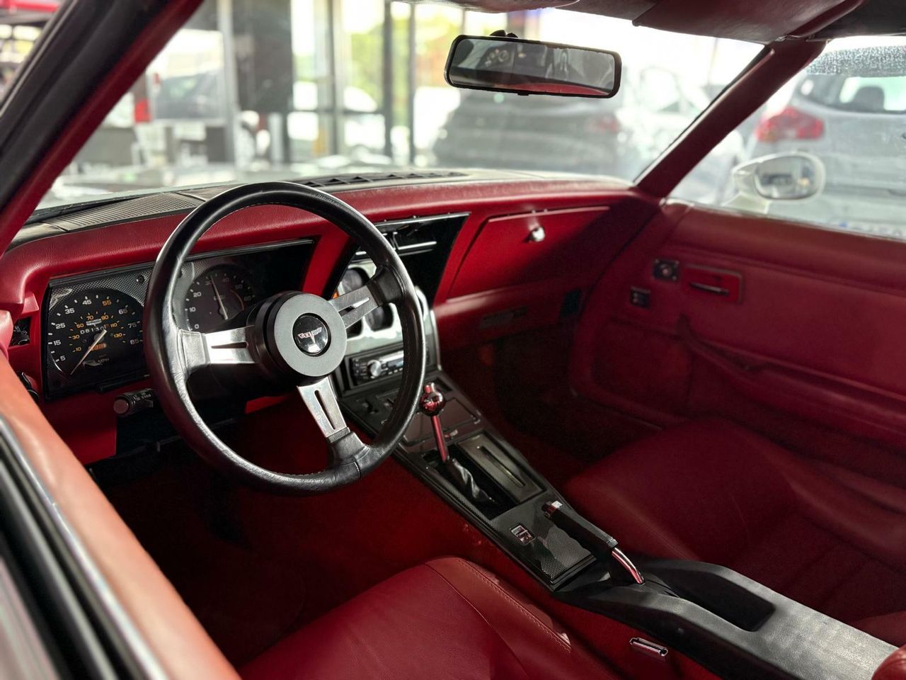 Chevrolet Corvette C3 STINGRAY AUT. - Foto 2