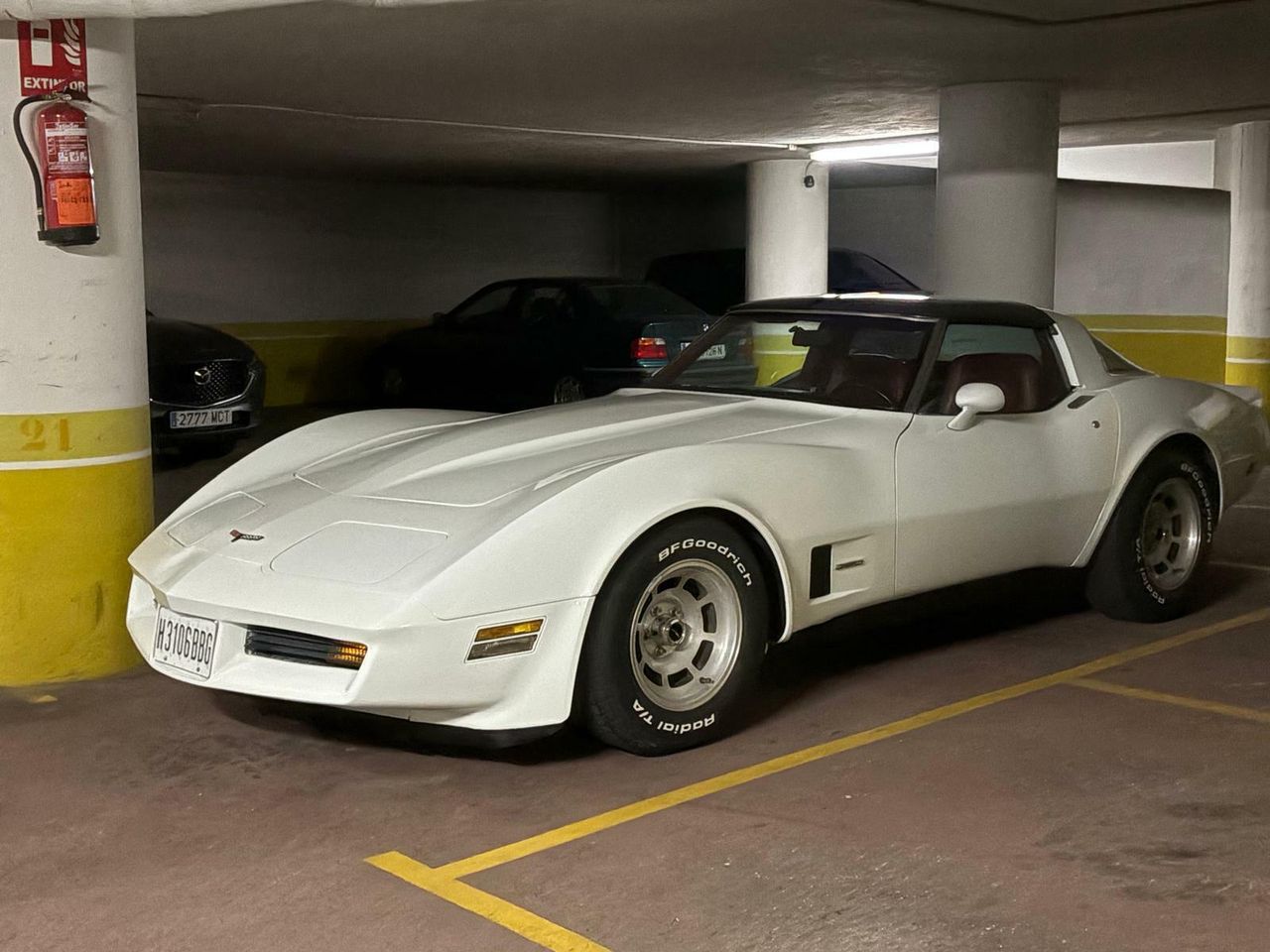 Chevrolet Corvette C3 STINGRAY AUT. - Foto 2
