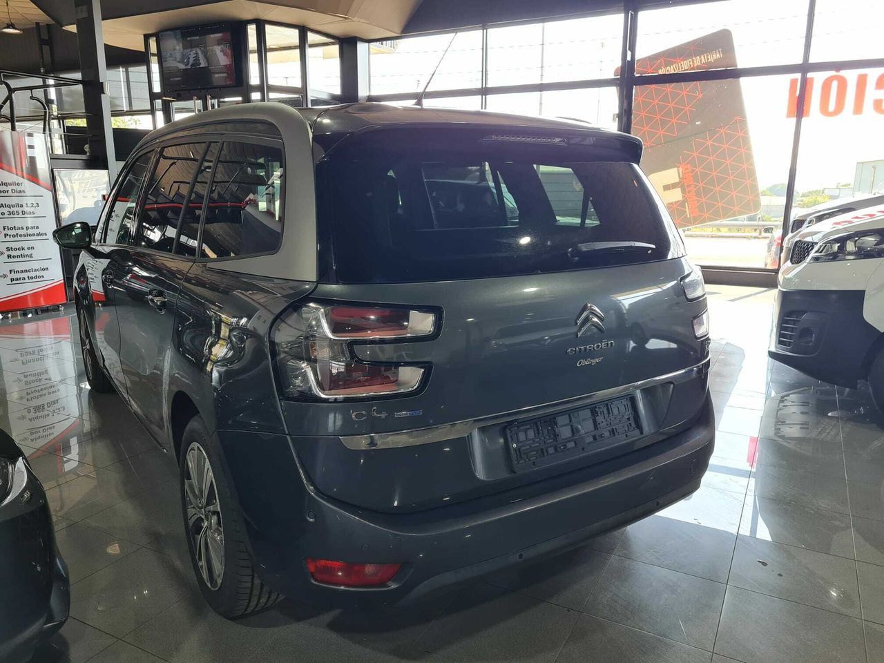 Citroën Grand C4 Picasso 7 PLAZAS 150CV PACK CONFORT - Foto 2