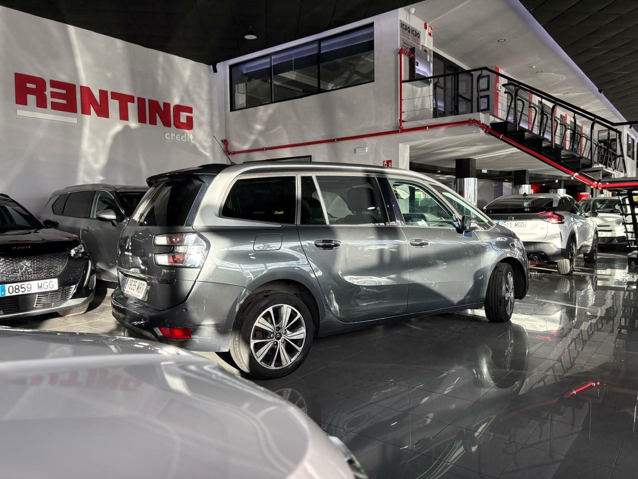 Citroën Grand C4 Picasso 7 PLAZAS 150CV PACK CONFORT - Foto 2