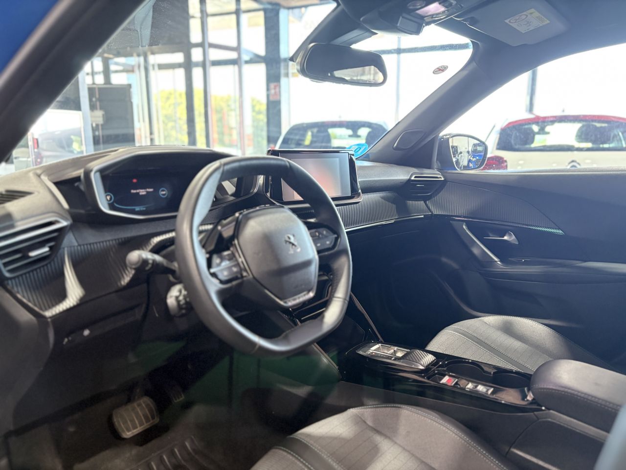 Peugeot e-2008 Electrico Allure Pack e-2008 Electrico Allure Pack - Foto 2