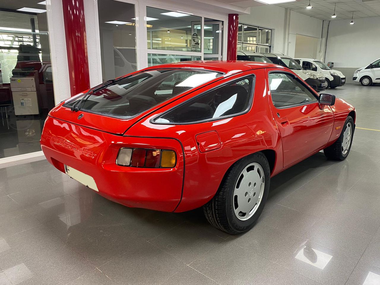 Porsche 928 4.5 MANUAL  - Foto 2