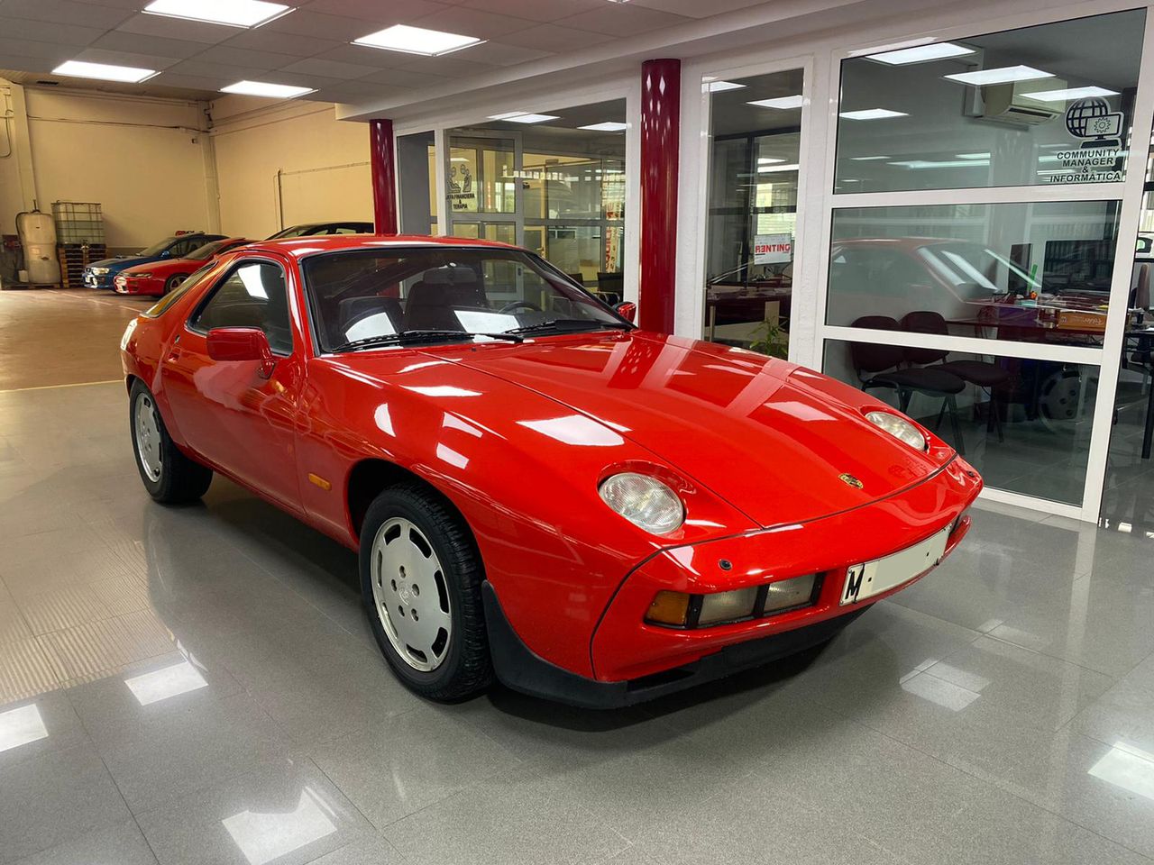 Porsche 928 4.5 MANUAL  - Foto 2