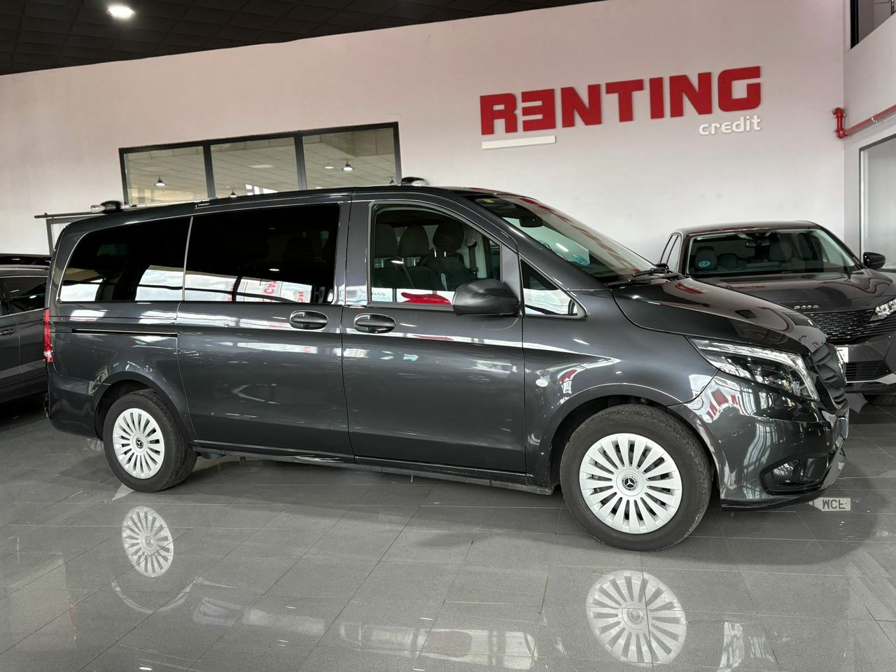 Mercedes Vito 116CDI AT 120KW TOURER PRO LARGA  - Foto 2