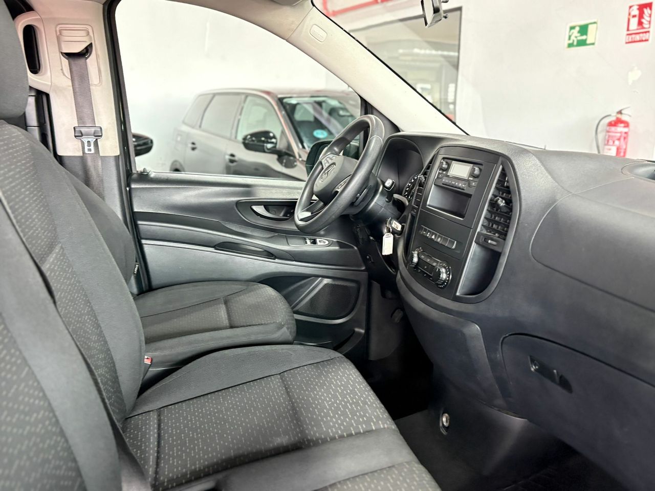 Mercedes Vito 116CDI AT 120KW TOURER PRO LARGA  - Foto 2
