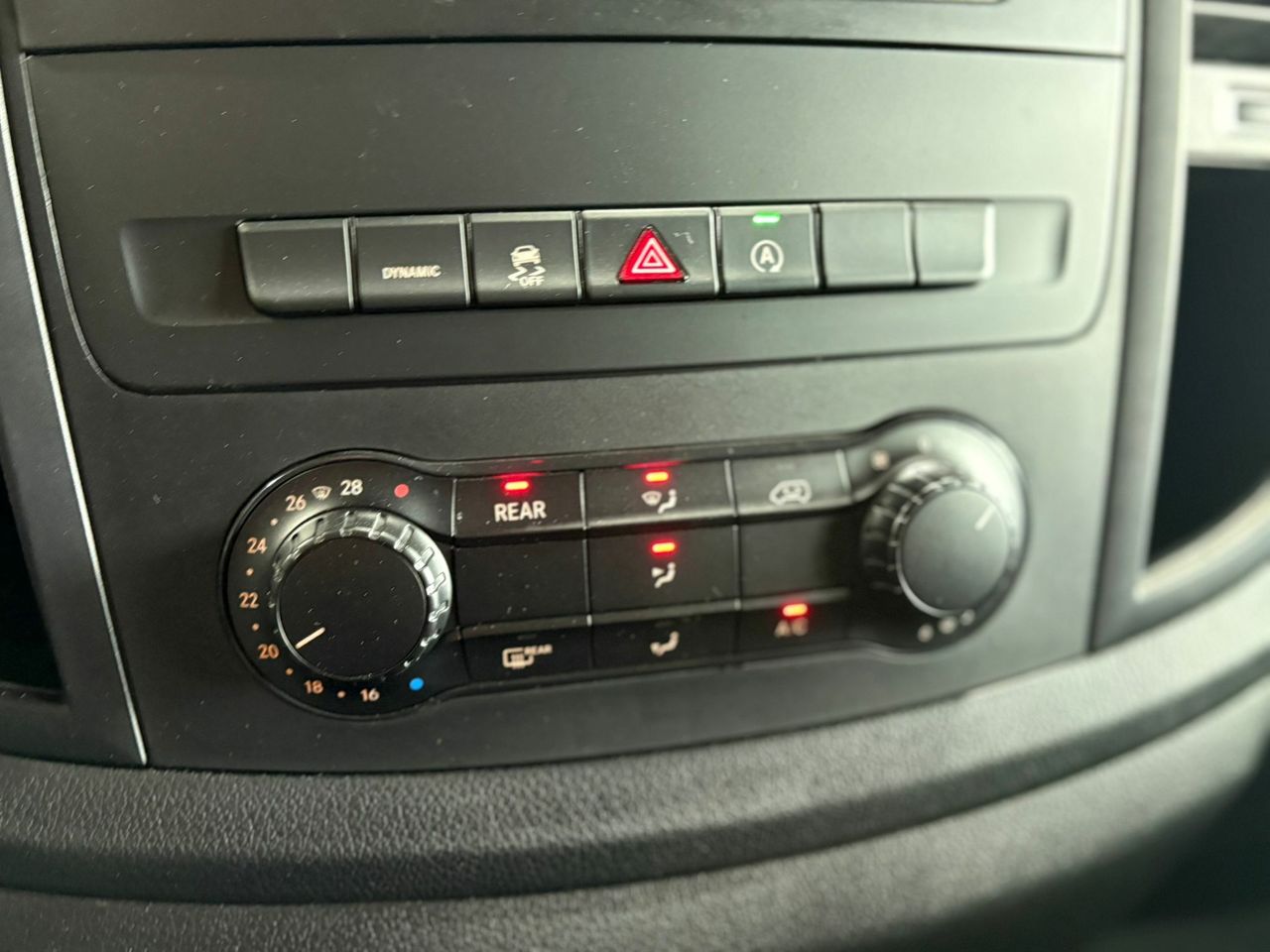 Mercedes Vito 116CDI AT 120KW TOURER PRO LARGA  - Foto 2