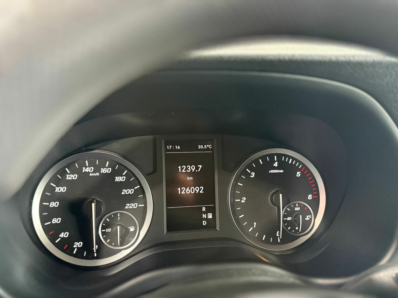 Mercedes Vito 116CDI AT 120KW TOURER PRO LARGA  - Foto 2