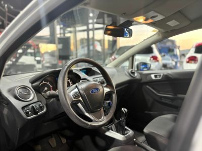 Ford Fiesta 1.5 TDCi Trend 75 CV (55.00 kW)