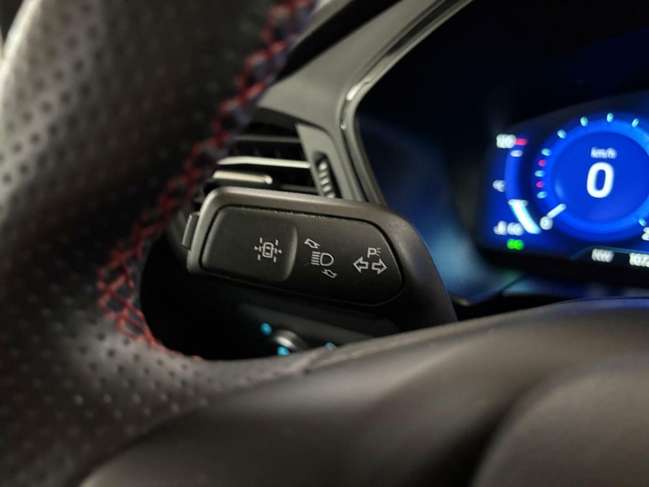 Ford Kuga Titanium 1.5T EcoBoost 150cv - Foto 2