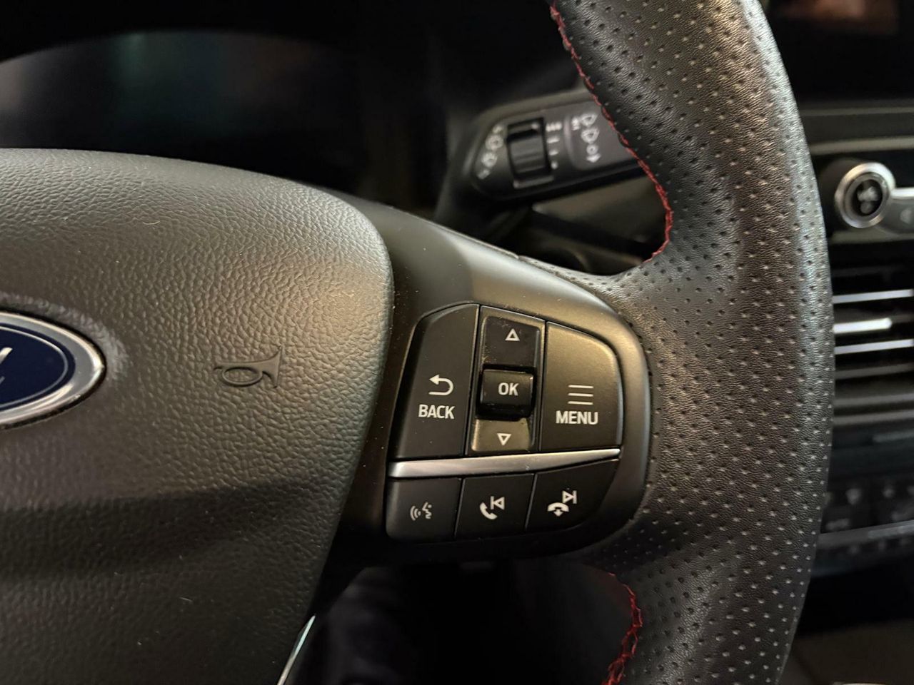 Ford Kuga Titanium 1.5T EcoBoost 150cv - Foto 2