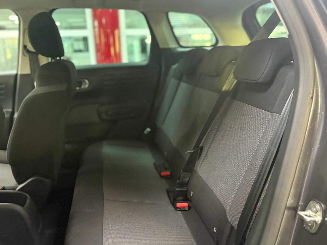 Citroën C3 Aircross Aircross PureTech SS Shine GRIS PLATINO (METALIZADO)	TEJIDO CURITIBA TRITONO MELTEM - Foto 2