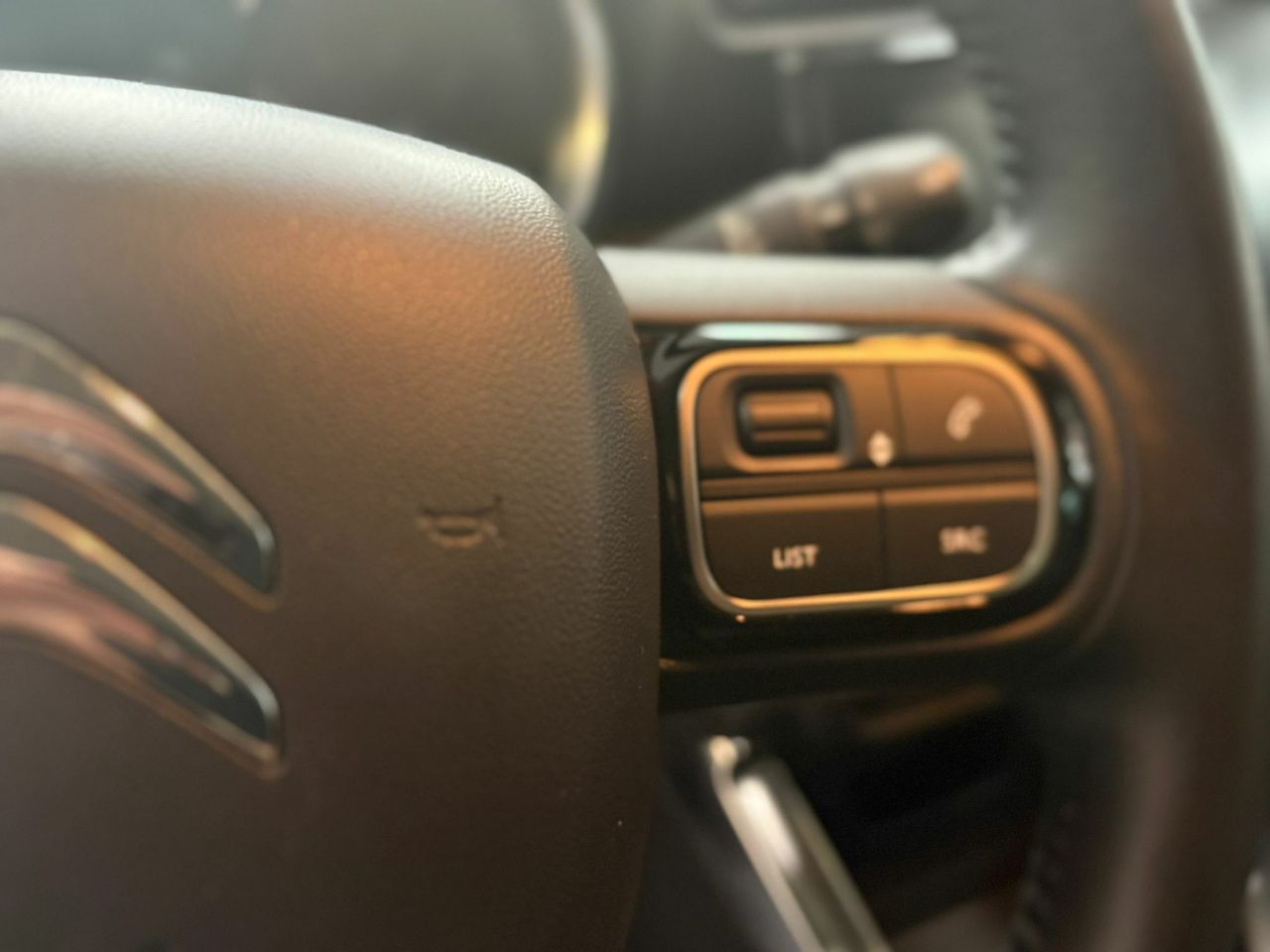 Citroën C3 Aircross Aircross PureTech SS Shine GRIS PLATINO (METALIZADO)	TEJIDO CURITIBA TRITONO MELTEM - Foto 2