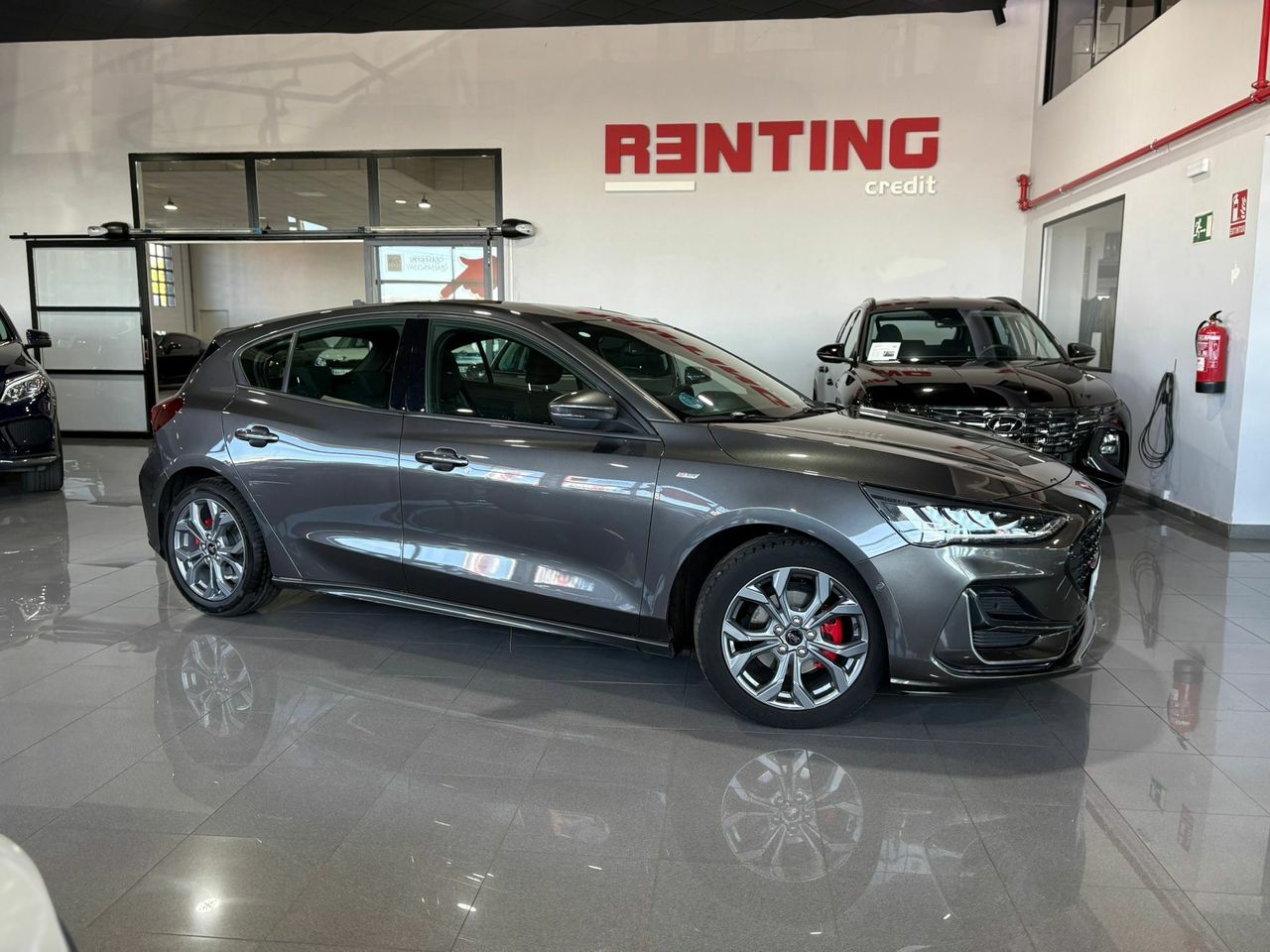 Ford Focus 1.0 ECOBOOST MHEV 92KW ST-LINE PAQUETE DISEÑO ST-LINE^PAQUETE PARKING - Foto 2