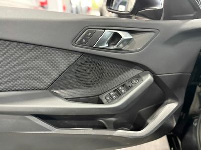 BMW Serie 1  SERIES HATCH 1.5 118I (100KW) Opcionales: 2.157 €