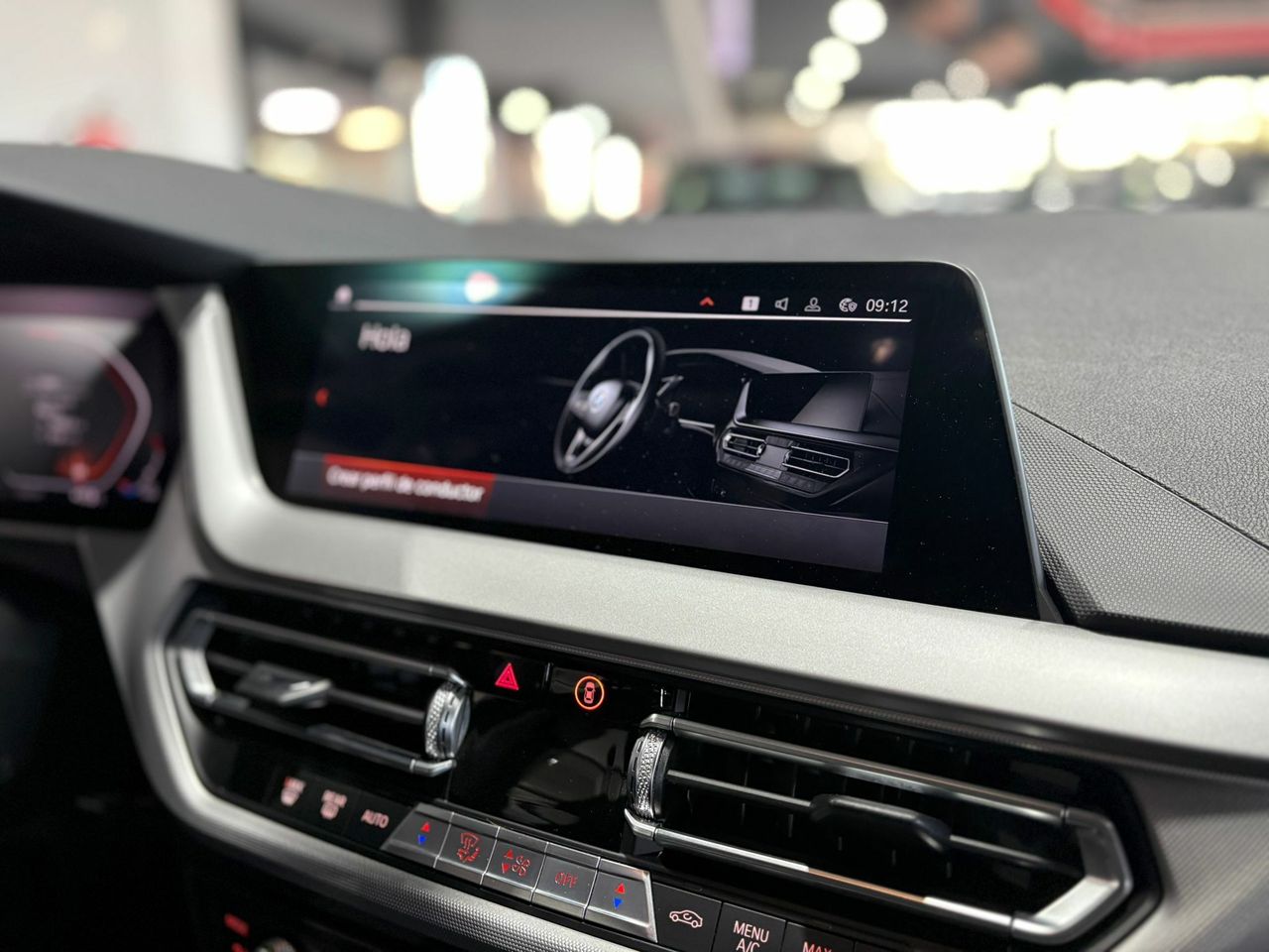 BMW Serie 1  SERIES HATCH 1.5 118I (100KW) Opcionales: 2.157 € - Foto 2